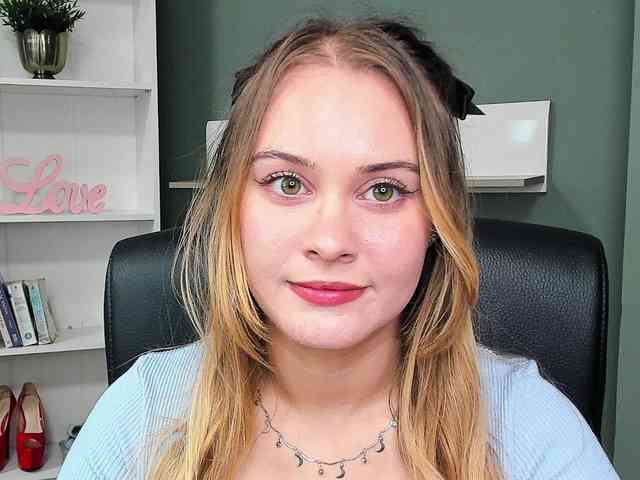 PERFECTvaleria webcam