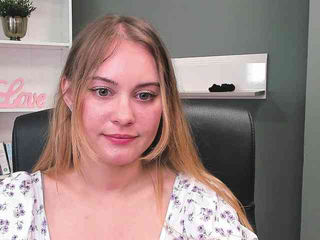 PERFECTvaleria webcam