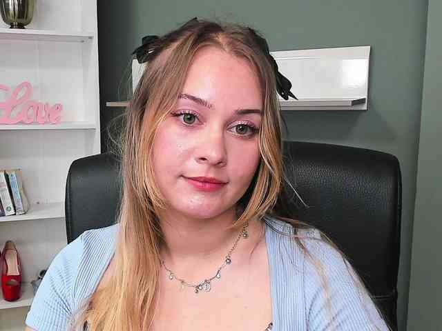 PERFECTvaleria webcam