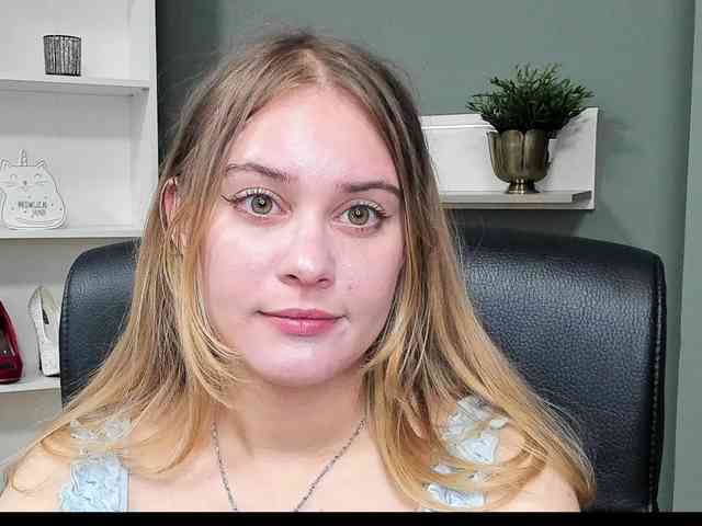 PERFECTvaleria webcam