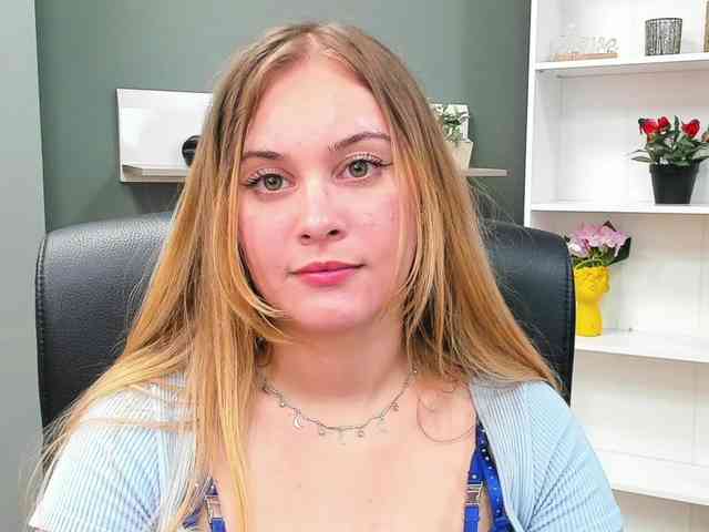 PERFECTvaleria webcam