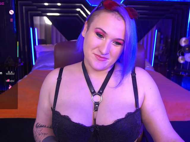  MiaVixenn chat room