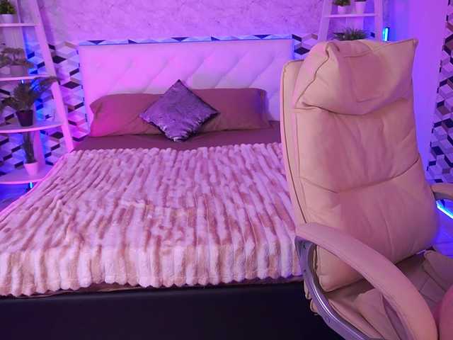 AlishaMalinka's BongaCams show and profile