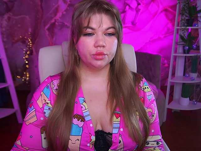 AlishaMalinka's BongaCams show and profile