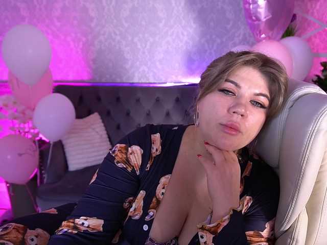 AlishaMalinka's BongaCams show and profile