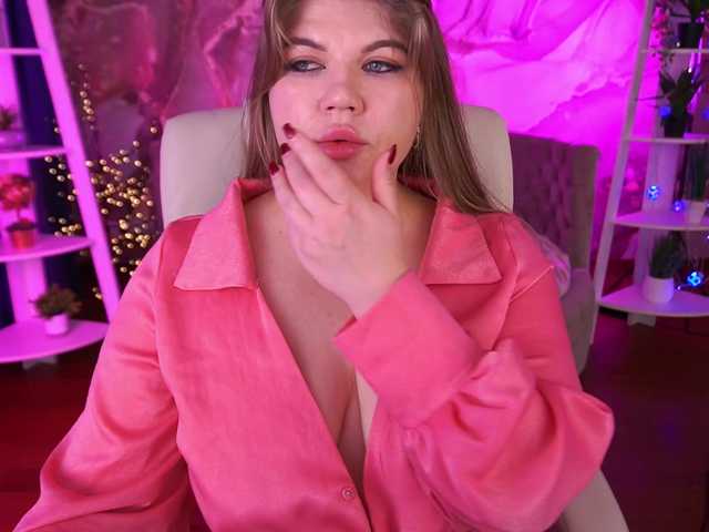 AlishaMalinka's BongaCams show and profile