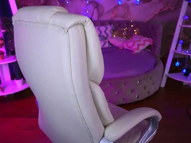 AlishaMalinka's BongaCams show and profile