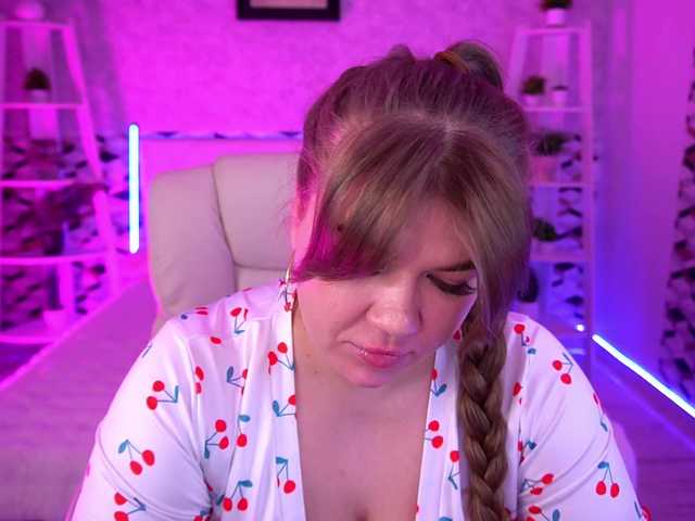 AlishaMalinka's BongaCams show and profile