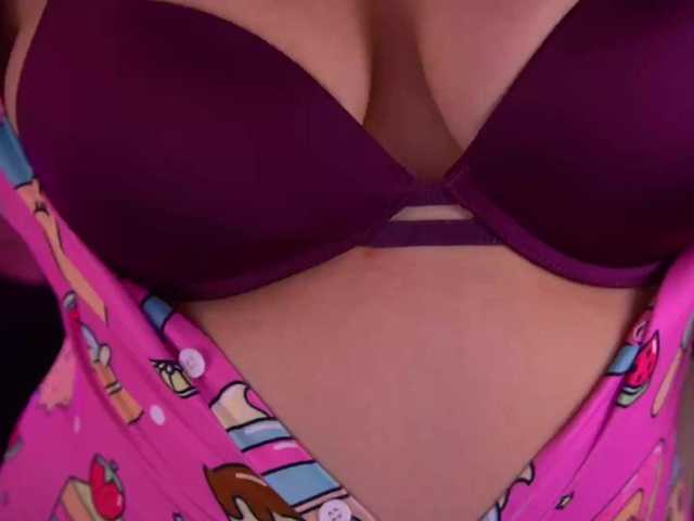 AlishaMalinka's BongaCams show and profile