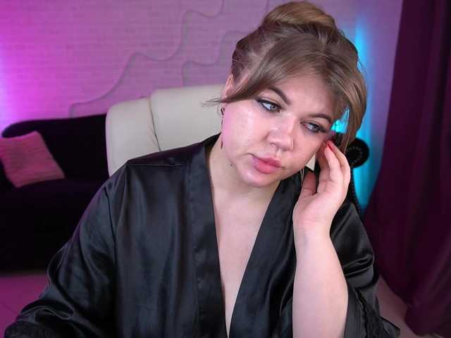 AlishaMalinka's BongaCams show and profile