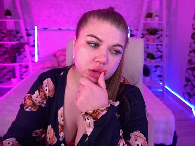AlishaMalinka's BongaCams show and profile