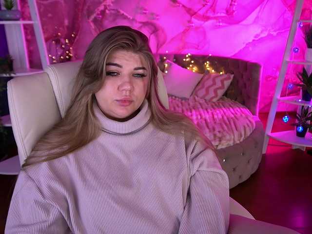 AlishaMalinka's BongaCams show and profile