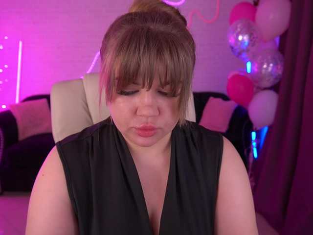 AlishaMalinka's BongaCams show and profile