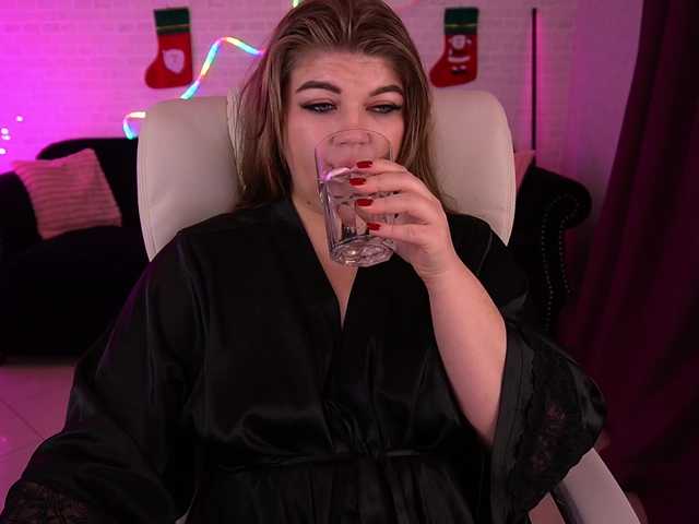 AlishaMalinka's BongaCams show and profile