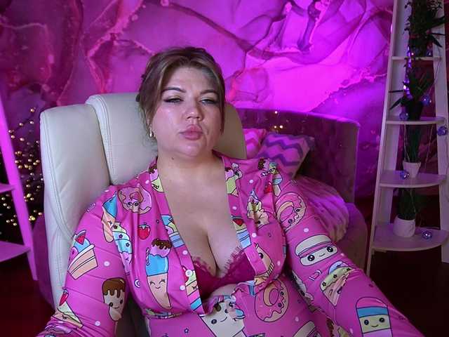 AlishaMalinka's BongaCams show and profile