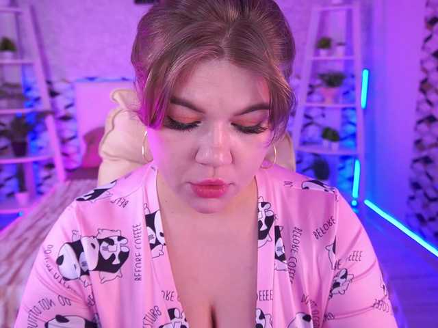 AlishaMalinka's BongaCams show and profile