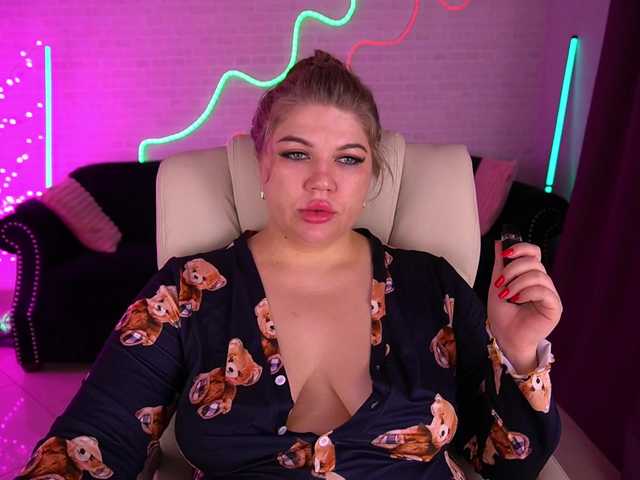 AlishaMalinka's BongaCams show and profile