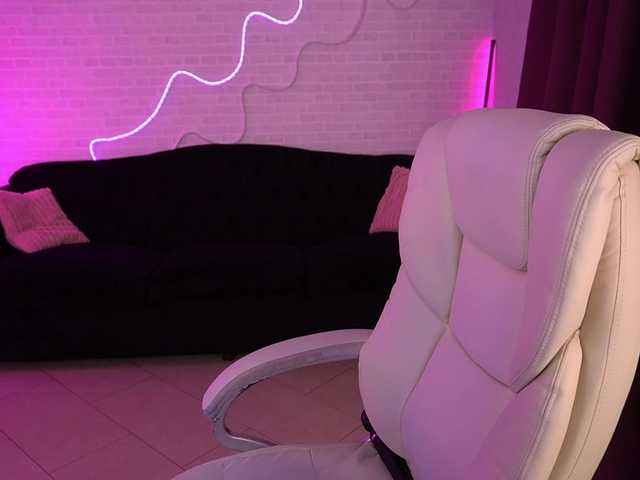 AlishaMalinka's BongaCams show and profile