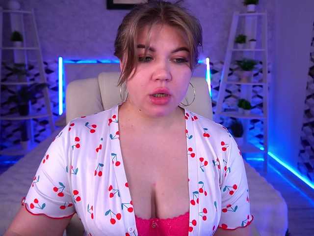 AlishaMalinka's BongaCams show and profile