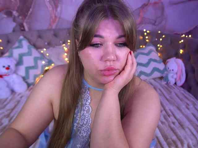 AmellyWhite webcam
