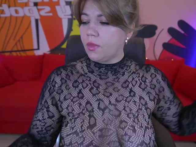 AmellyWhite webcam