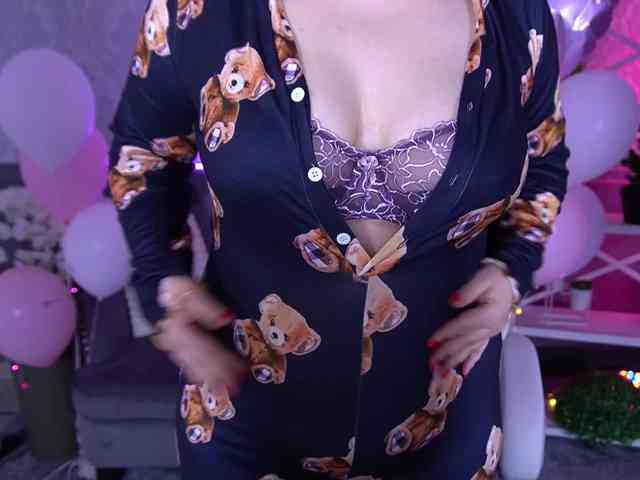 AlishaMalinka AlishaMalinka