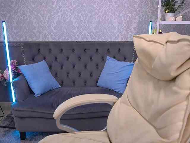 AmellyWhite webcam