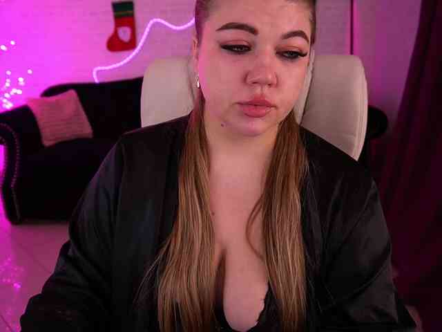 AlishaMalinka AlishaMalinka