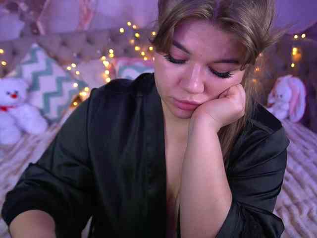 AmellyWhite webcam