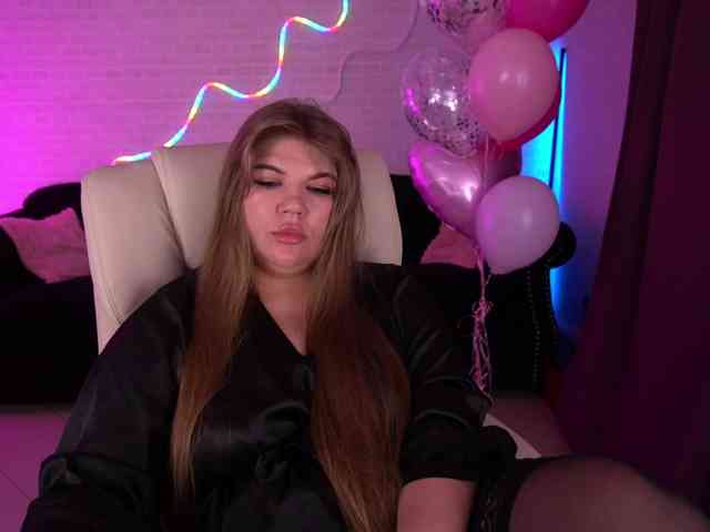 AlishaMalinka AlishaMalinka