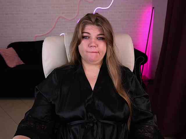 AlishaMalinka AlishaMalinka