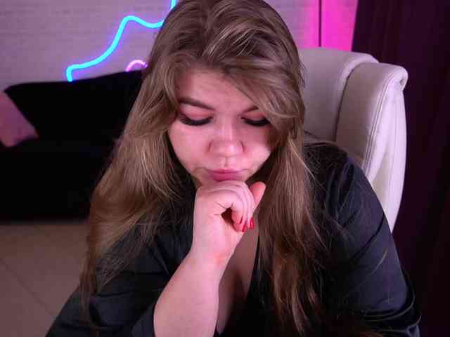 AlishaMalinka AlishaMalinka