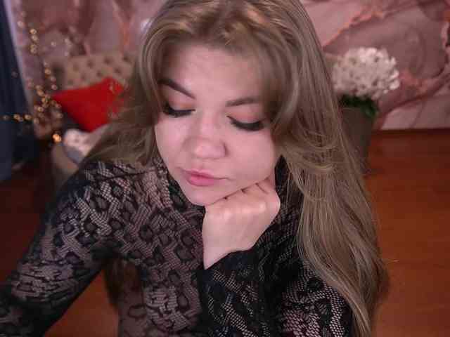 AmellyWhite webcam