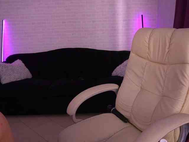 AmellyWhite webcam