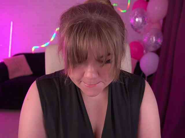 AlishaMalinka AlishaMalinka