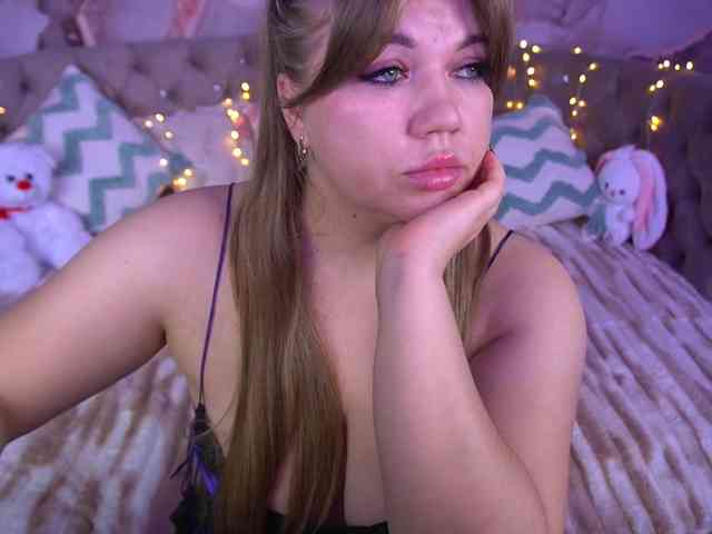AmellyWhite webcam
