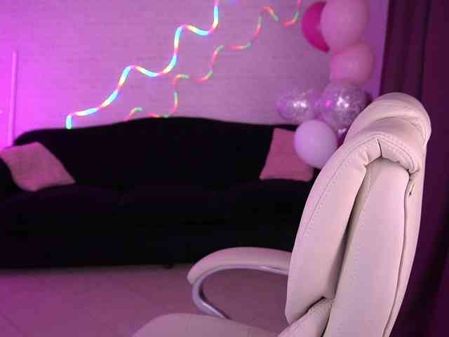 AlishaMalinka AlishaMalinka