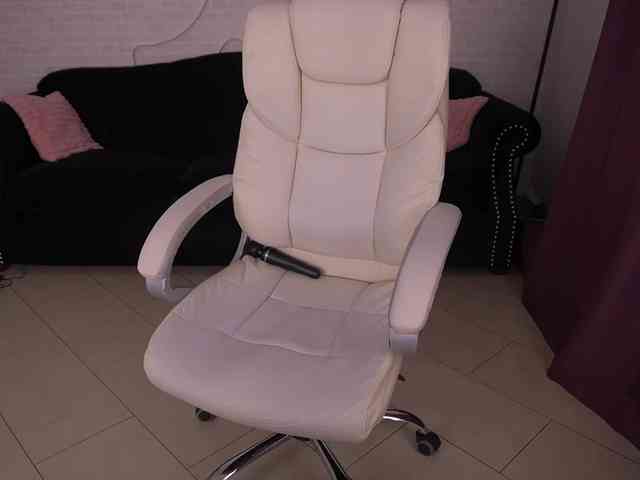 AlishaMalinka AlishaMalinka