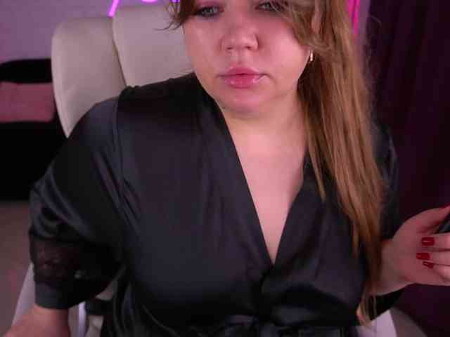 AlishaMalinka AlishaMalinka