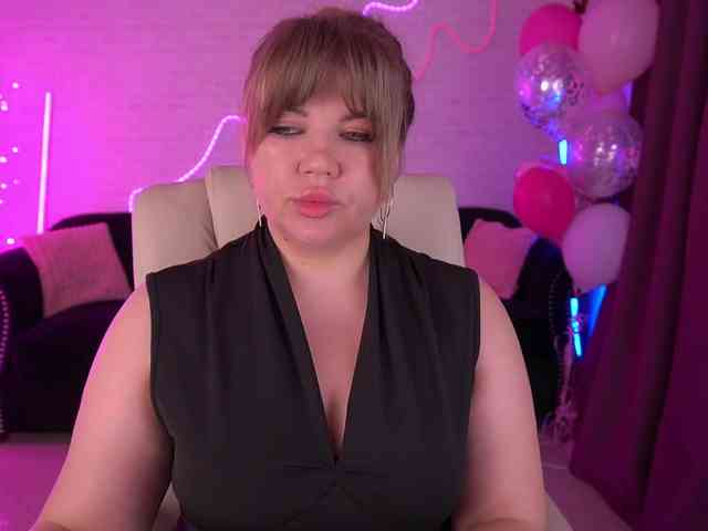 AlishaMalinka AlishaMalinka