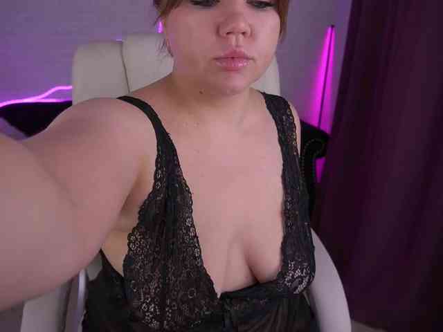 AmellyWhite webcam