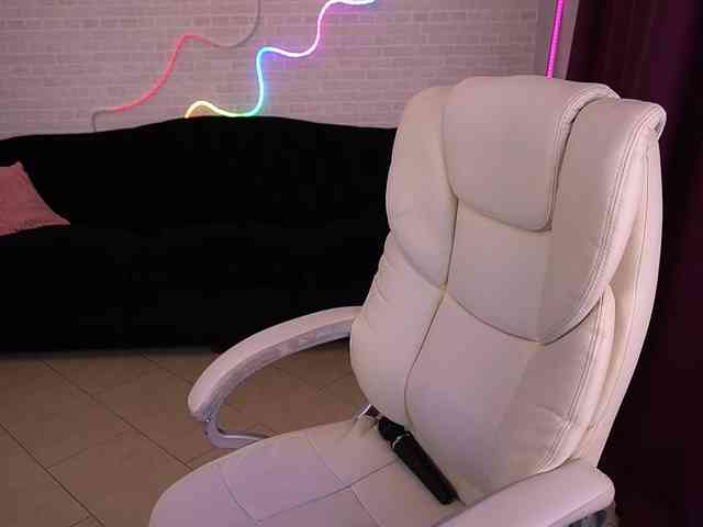 AlishaMalinka AlishaMalinka