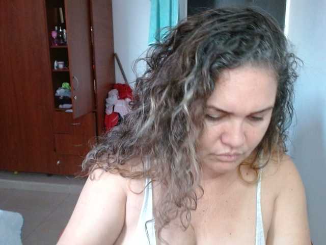 helenca1980's BongaCams show and profile