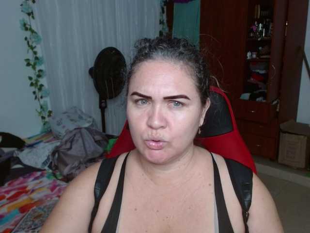 helenca1980's BongaCams show and profile