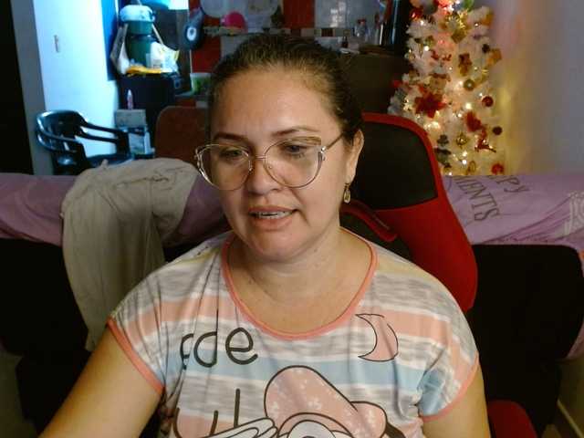 helenca1980's BongaCams show and profile