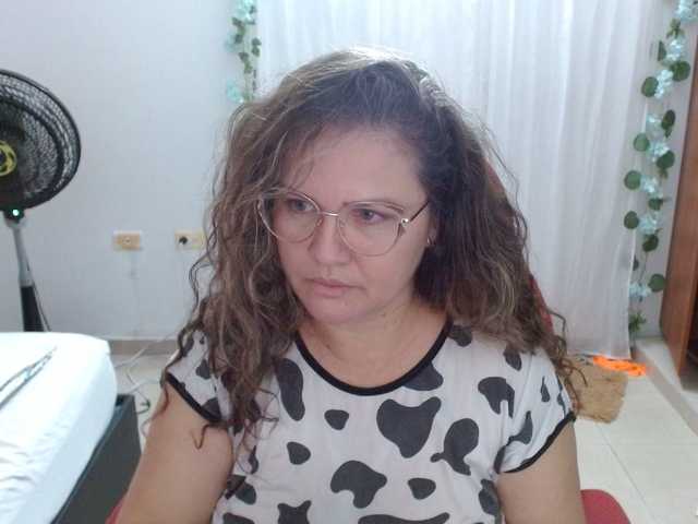 helenca1980's BongaCams show and profile