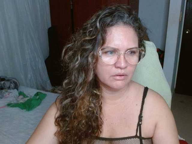 helenca1980's BongaCams show and profile