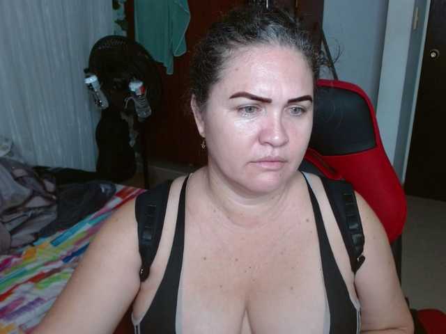 helenca1980's BongaCams show and profile