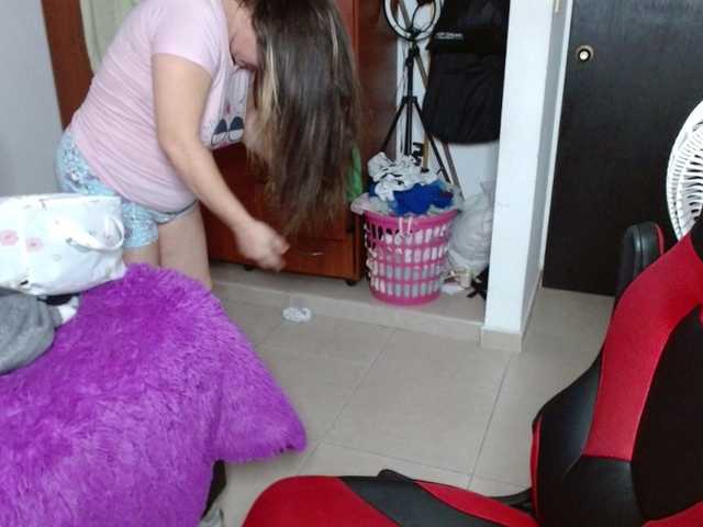 helenca1980's BongaCams show and profile