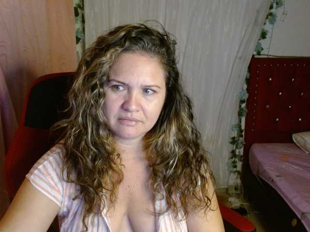 helenca1980 from BongaCams